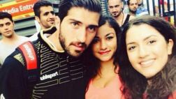 Irán prohíbe a sus futbolistas tomarse selfies con mujeres