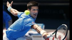 Australian Open: Djokovic logró rotunda victoria en su estreno