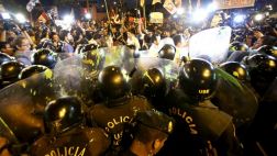 "Al centro hay sitio", por Salvador del Solar