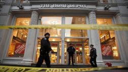 Manhattan: hombre disparó a su jefe en una tienda y se suicidó