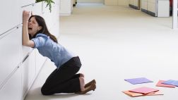 Aprende a manejar bien las emociones que sientes en la oficina