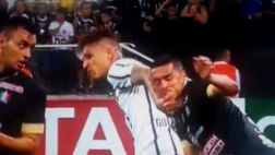Paolo Guerrero fue expulsado en la Copa por esta agresión