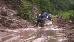 Carretera Fernando Belaunde Terry sigue cerrada por derrumbe