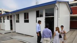 ¿Cómo son las aulas que instala el Minedu en 106 colegios?