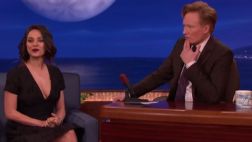 YouTube: Mila Kunis está feliz con su nueva figura