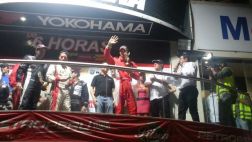 Guty Carrera compitió en Las 6 Horas y fue premiado (VIDEO)