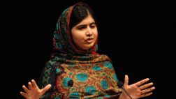 Malala pide "hacer más" por niñas secuestradas por Boko Haram