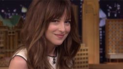 Estrella de "50 sombras de Grey" demuestra que sabe ser sexy