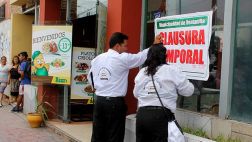 Dos restaurantes de Ventanilla cerrados por insectos en cocinas