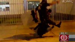 Estudiante denunció que policía le rompió la pierna en marcha