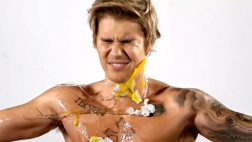Atacan con huevos a Justin Bieber en avance de "Comedy Central"