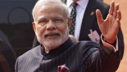 India: subastan este traje del primer ministro en US$695.000