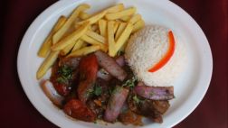Manifiesto a favor de una alimentación peruana saludable