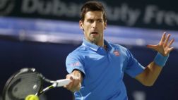 Novak Djokovic cumplió en su estreno en Dubái (VIDEO)