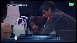 Preocupación: Pirlo salió lesionado en duelo de Champions