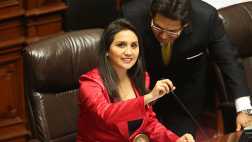 Solórzano fue internada en clínica por principios de neumonía