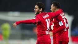 Bayer Leverkusen: golazo de Calhanoglu ante Atlético de Madrid