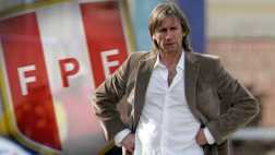 Juan Carlos Oblitas: "Solo falta la firma de Ricardo Gareca"