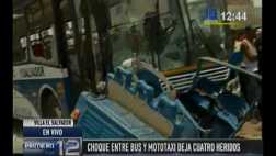 Madre e hijo de 7 años mueren en choque de bus con mototaxi