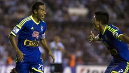 Cristal venció 2-1 a Racing con doblete de Carlos Lobatón