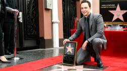 "The Big Bang Theory": Jim Parsons recibe estrella en Hollywood