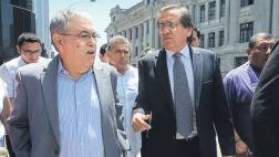 Del Castillo admite que León le envió correos sobre lotes