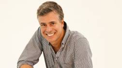 "Al fondo hay sitio": Diego Bertie da detalles de su personaje