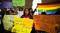 El 51% está en contra del archivamiento de la unión civil