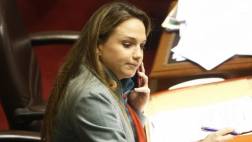 Luciana León involucrada en otra sospechosa compra inmobiliaria