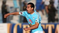 Renzo Sheput se disculpa por gesto obsceno a hinchas de Cristal
