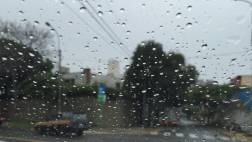 Lluvia en Lima por humedad de la sierra seguirá varios días