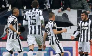 Juventus venció 1-0 a Genoa y va rumbo al título de la Serie A