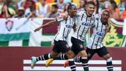 Paolo Guerrero anotó doblete en Corinthians y estira su récord