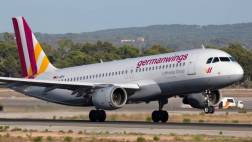 Mueren 150 personas al estrellarse avión en los Alpes franceses