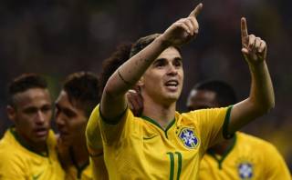 Francia vs. Brasil: el gol de Oscar con dos huachas seguidas