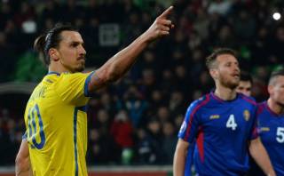 Zlatan Ibrahimovic anotó gol insólito para Suecia