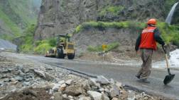 Carretera Central: tránsito continúa restringido por huaicos