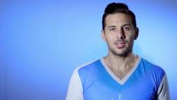 Claudio Pizarro participó en campaña de conciencia del autismo