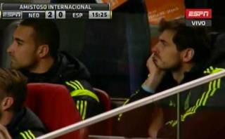 España vs. Holanda: la cara de Iker Casillas tras gol naranja