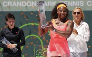 Serena Williams 'arrolló' a Carla Suárez y campeonó en Miami