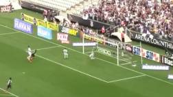 Corinthians: Paolo Guerrero falló increíble situación de gol
