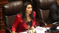 Solórzano respaldó que se cite a Villa Stein de grado o fuerza