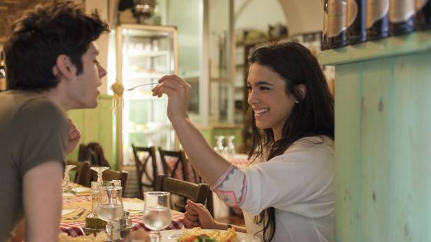 Ocho razones por las que salir a comer en pareja es lo mejor