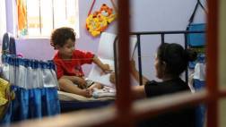 Casi 200 niños de hasta 3 años viven con sus madres en cárceles