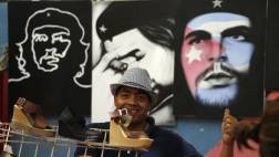 Cubanos felices con el retiro de la "maldita" lista terrorista