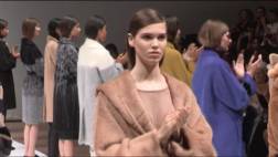 Elegancia y moda, en los abrigos de alpaca de Max Mara