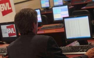 Por qué pocas firmas cotizan en la BVL y cómo superarlo