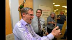 Ganó un Pulitzer, pero dejó la prensa para poder pagar la renta