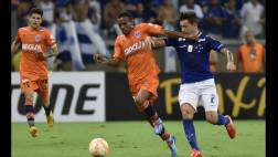 Cruzeiro venció 2-0 a la 'U' de Sucre y avanzó como líder