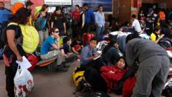 El drama de extranjeros que buscan dejar Nepal tras terremoto